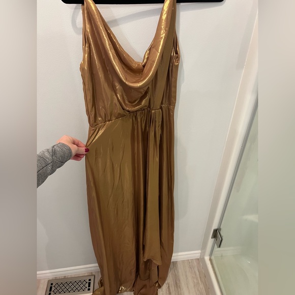TFNC- Gold Dress - Picture 2 of 5